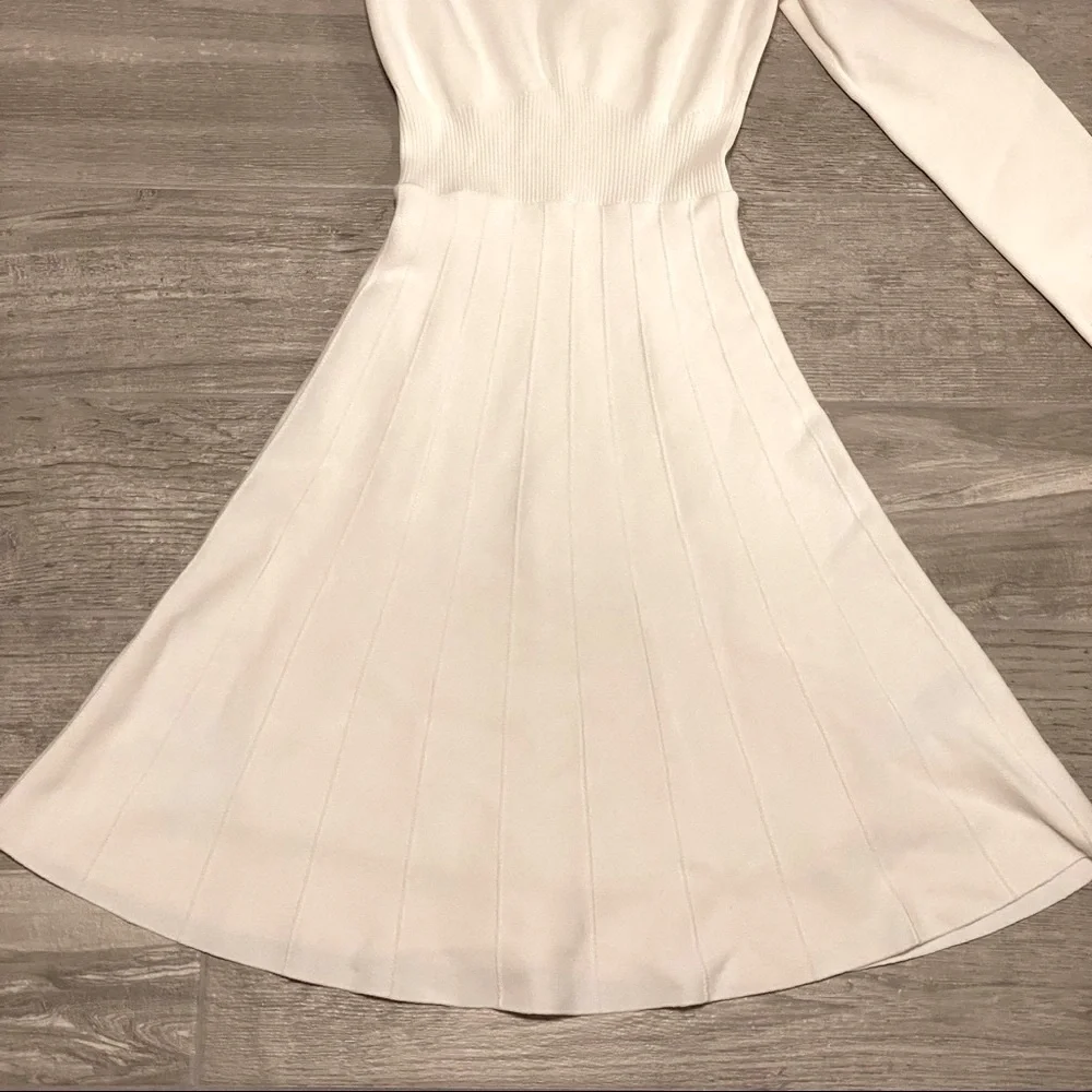 Bebe asymmetric dress - Picture 5 of 10